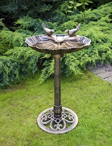 Садовая ванна поилка кормушка для птиц ВЕНЕРА