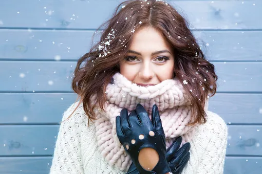 6 привычек, которые могут уничтожить ваши волосы зимой