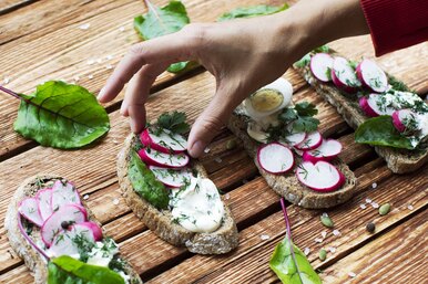 5 простых и божественно вкусных бутербродов с творожным сыром 5 простых и божественно вкусных бутербродов с творожным сыром