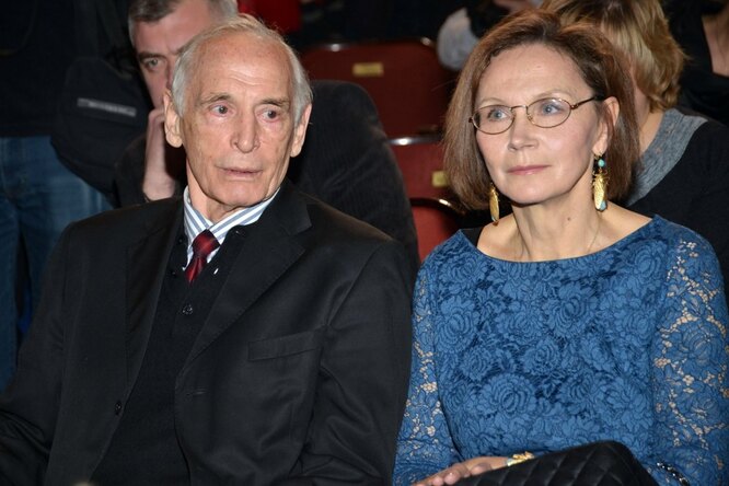Василий Лановой и Ирина Купченко впервые женили 45-летнего сына