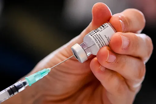 коронавирус вакцина