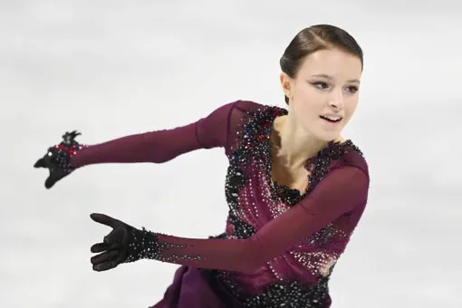 Олимпийская чемпионка в 17, любит мишек: 7 фактов о фигуристке Анне Щербаковой