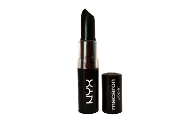 Черная помада Nyx