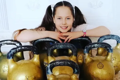 Школьница из Екатеринбурга поставила на карантине 18 мировых рекордов. И ей всего 11 лет!
