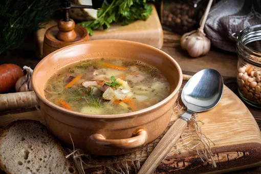 Гороховый суп: от классики до современных вариаций, в том числе постный рецепт