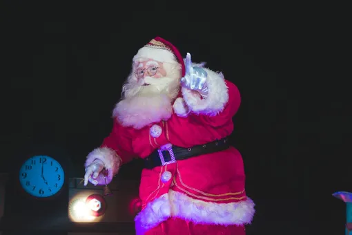 Санта-Клаус и его эльф провели спецоперацию по поимке воров-рецидивистов (видео)