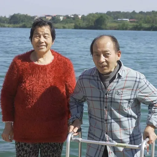 Ли Хуан с мамой