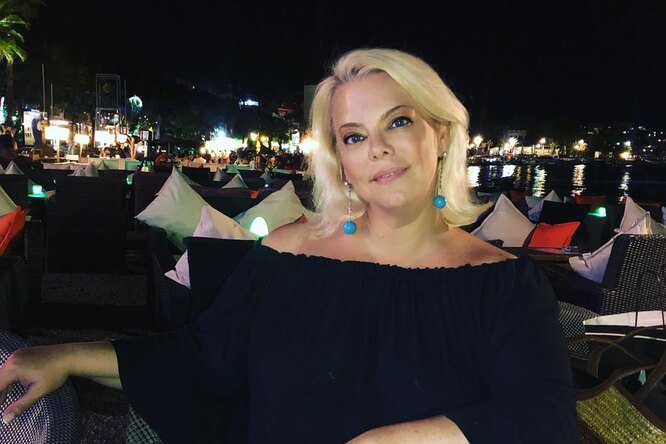 «Такие счастливые!» 52-летняя Яна Поплавская выложила фото с 40-летним возлюбленным