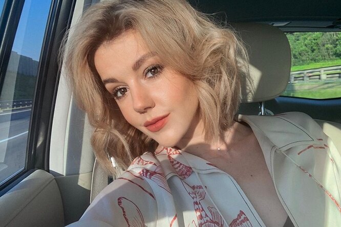 «Вот вам фото скромной девочки, чтобы вы были спокойны»: Юлианна Караулова рассказала об отношении к комментариям в сети «Вот вам фото скромной девочки, чтобы вы были спокойны»: Юлианна Караулова рассказала об отношении к комментариям в сети