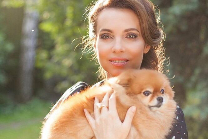 «Подступит хандра, а мы ей по морде списком»: Марина Газманова поделилась советами, как провести осень «Подступит хандра, а мы ей по морде списком»: Марина Газманова поделилась советами, как провести осень