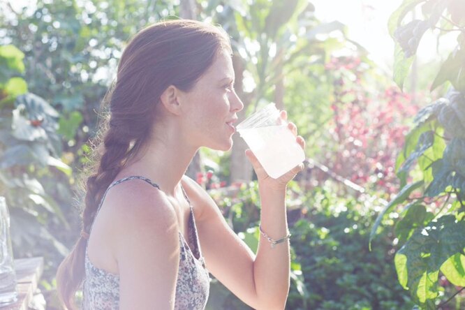 Достаточно ли вы пьете? 6 скрытых признаков того, что ваш организм задыхается от жажды