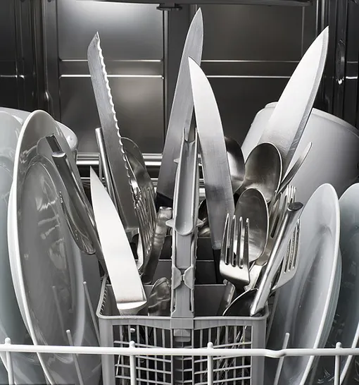 Какую посуду нельзя класть в посудомойку и почему?