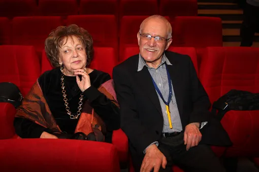 Александр Митта с женой Лилией на 80-летии режиссёра