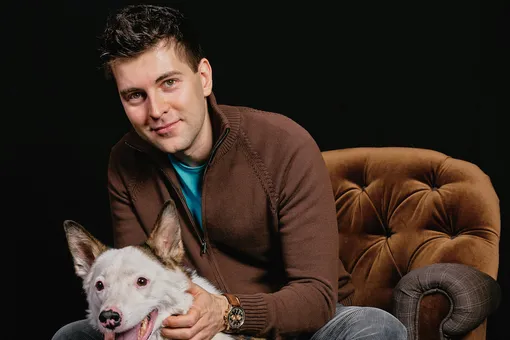Ведущий «Пусть говорят» Дмитрий Борисов и Глафира Тарханова ищут дом собакам из приюта