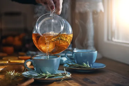 3 необычных рецепта чая для прохладной погоды