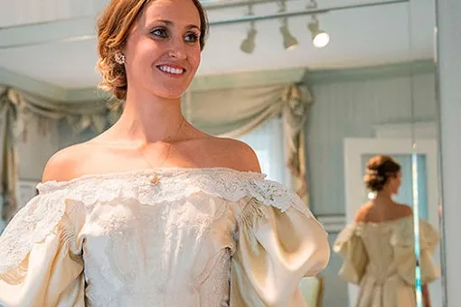 В американской семье все невесты по традиции надевают одно платье со 120-летней историей