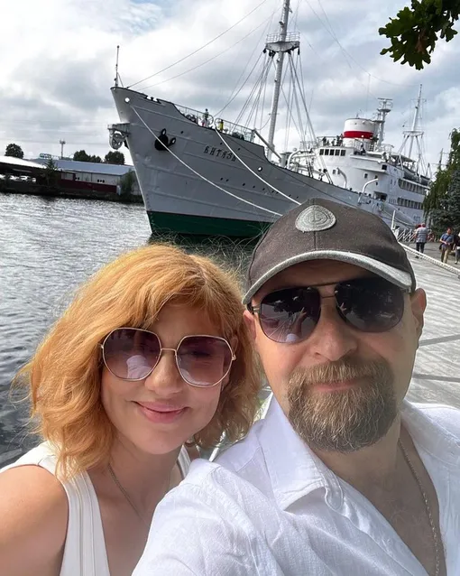 Елена Бирюкова и Илья Хорошилов фото