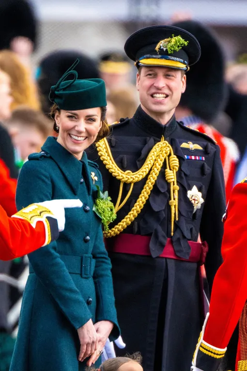 Кейт Миддлтон и принц Уильям счастливые на фото
