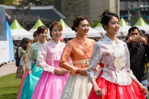 Как в Южной Корее боролись с абортами девочек и почему у них получилось