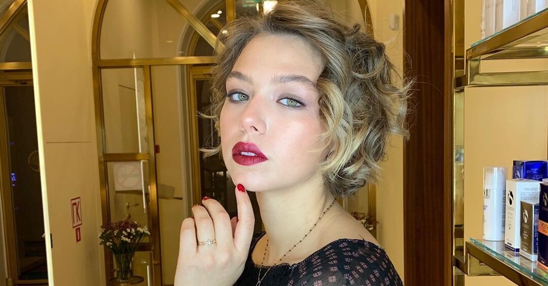 Таисия Вилкова из "Деффчонок" получает поздравления: артистка стала мамой В Тата