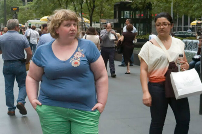 Фотограф решила показать, как окружающие реагируют на людей с лишним весом