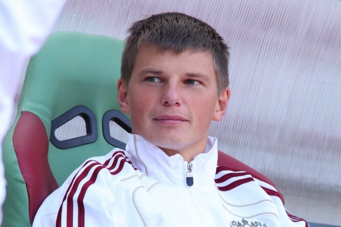 Андрею Аршавину запретили выезд за границу из-за долгов по алиментам Андрею Аршавину запретили выезд за границу из-за долгов по алиментам