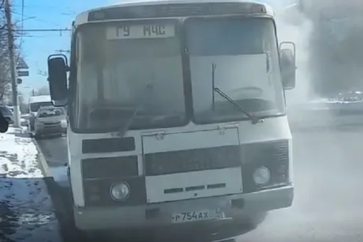 Во Владимире загорелся автобус МЧС, в котором журналисты ехали проверять торговые центры