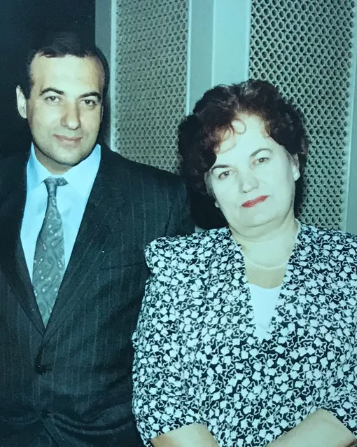 Игорь Крутой с мамой (архивное фото)