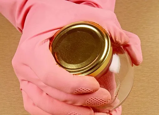 Как открыть консервы или стеклянную банку: 6 способов снять крышку легко и быстро