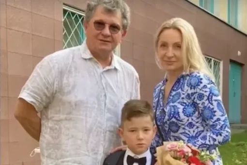 Андрей Ильин с семьёй