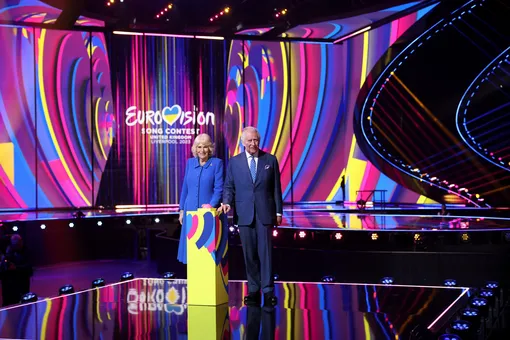 Камилла и Карл на главной сцене «Евровидения»