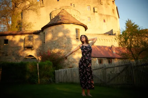 Жизнь не сказка: как выжить в замке XV века