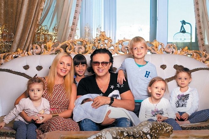Кто виноват? Роман Жуков и его жена рассказали, как разрушалась семья Кто виноват? Роман Жуков и его жена рассказали, как разрушалась семья