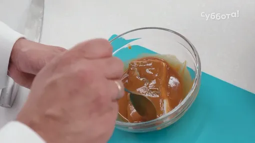 Рецепт Палтуса в специях Том Ям с мятным ризотто и желтой морковью