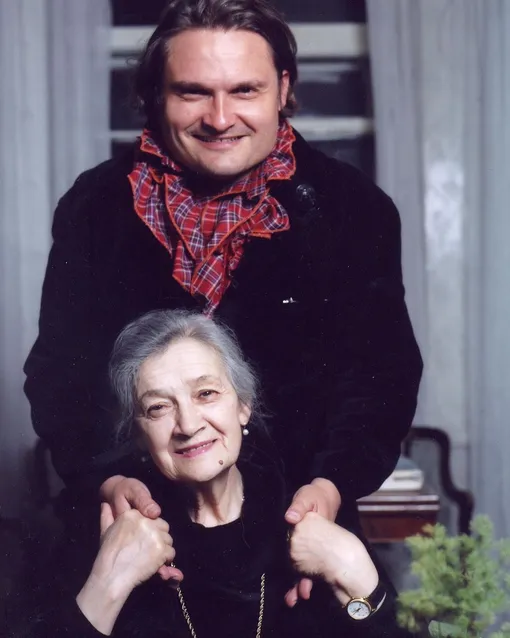 Александр Васильев с мамой