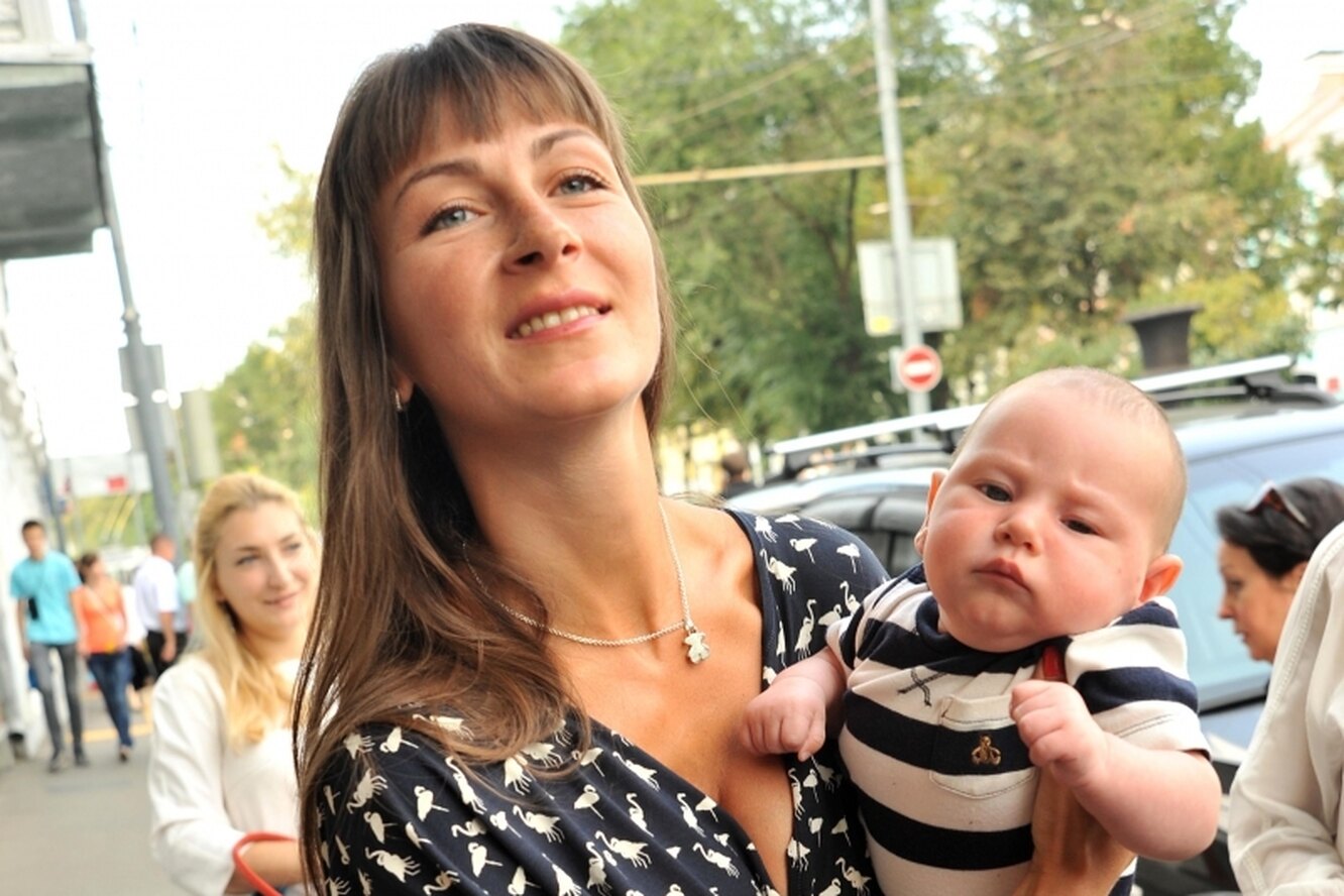 Екатерина Директоренко жена Кирилла Емельянова