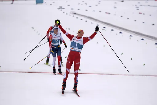 Гордимся! Российский лыжник Александр Большунов стал чемпионом мира