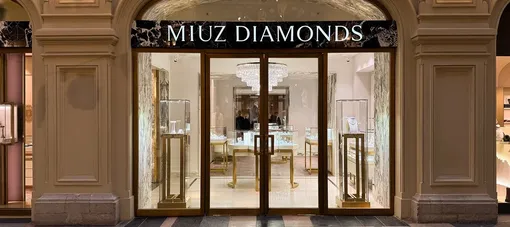 Ювелирные украшения MIUZ Diamonds в торговом центре ГУМ