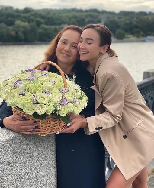 Ольга Бузова с мамой Ириной Александровой