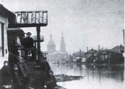 Один из самых старых фотоснимков наводнения в Орске (1928 год), сохранившийся до наших дней. К сожалению, более ранние до нас не дошли — если вообще существововали.