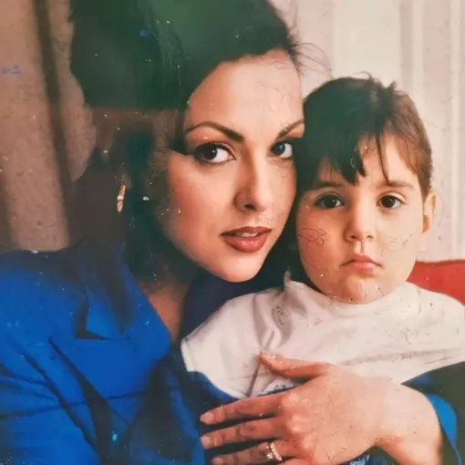 Айдан Шенер с дочерью Эджем. Архивное фото