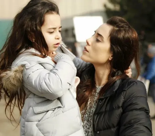 фото: кадры из турецкого сериала «Моя мама», актеры