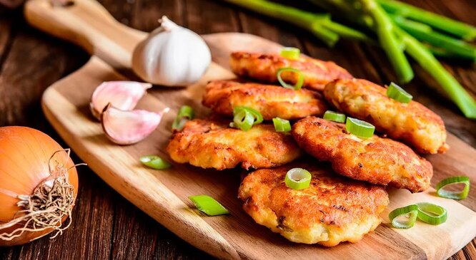 Рецепты с квашеной капустой: как приготовить котлеты, щи, бигус, шукрут Рецепты с квашеной капустой: как приготовить котлеты, щи, бигус, шукрут