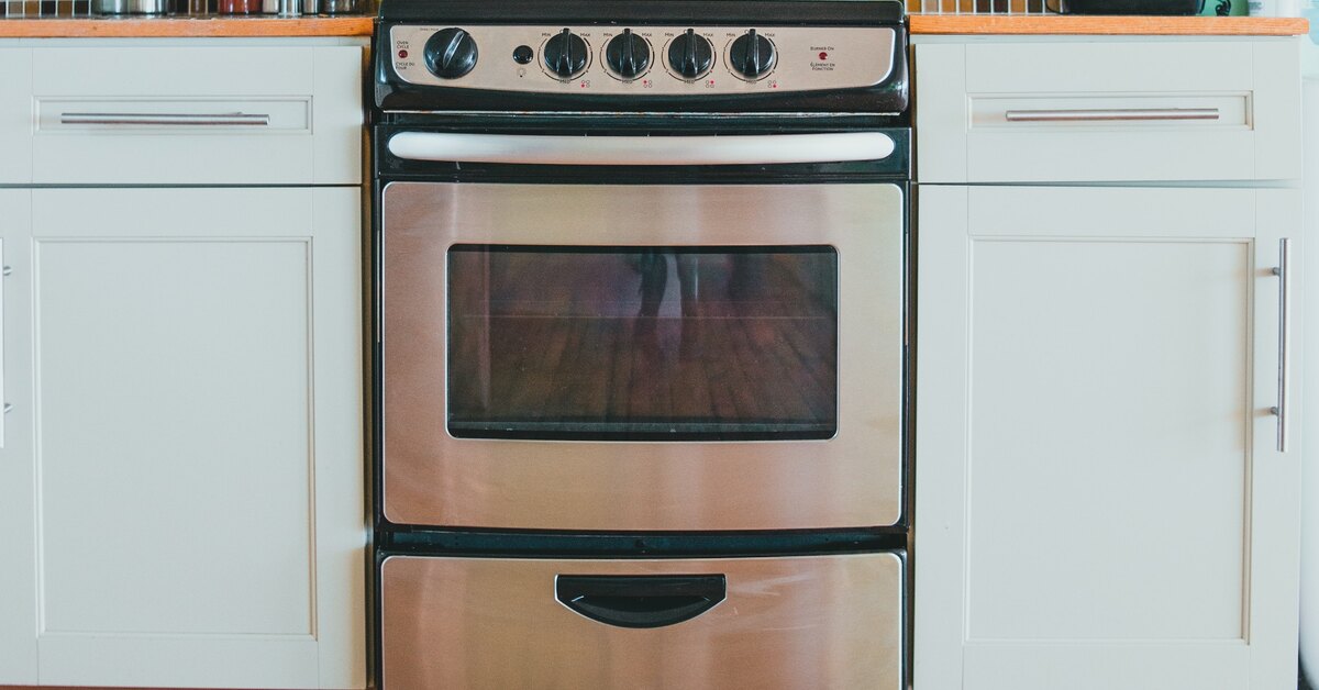 Как отмыть стекло духовки — народные средства