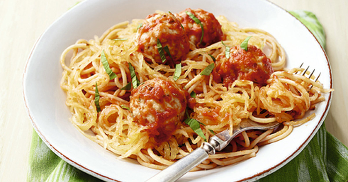 Куриные тефтели со спагетти