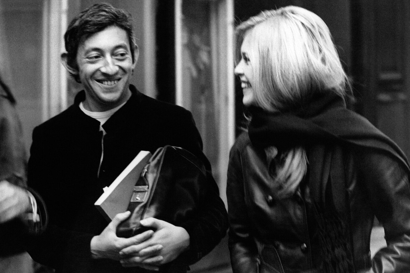 Серж генсбу́р и бриджит бордо. Серж генсбур и бриджит бардо. Серж гинзбург и бриджит бордо. Гинзбург и бриджит бардо. Жан габен бриджит бардо.