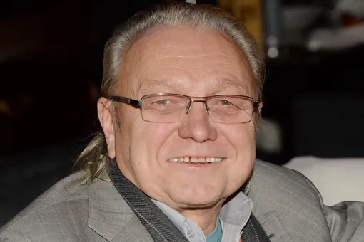 Загадочная мать Дмитрия Маликова. Как выглядит в свои 77 и почему не стала звезд