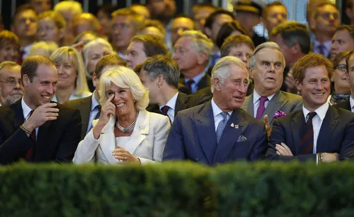 Принц Уильям, герцогиня Корнуольская, принц Чарльз и принц Гарри в 2014 году
