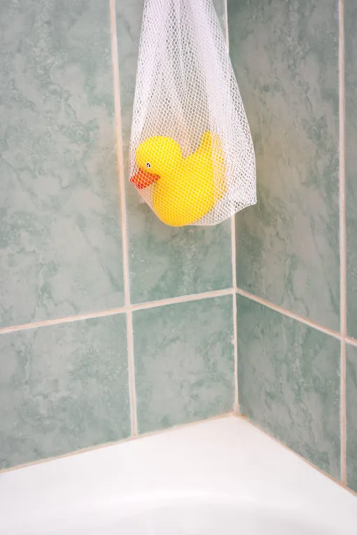 сетчатый мешок для хранения в ванной