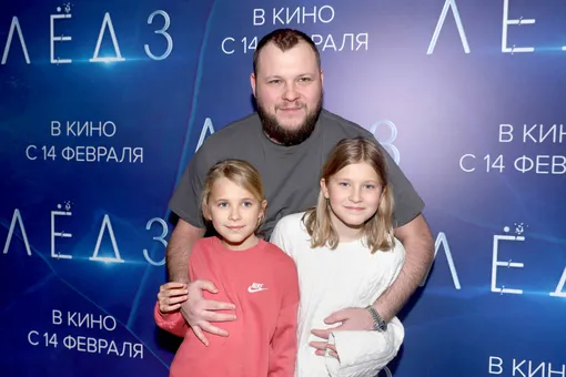 Сергей Бондарчук с дочками